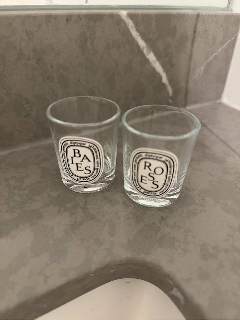 diptyque Clear Glass BAIES & ROSES Shot Glasses with Black Labels